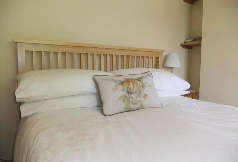 تختخواب و صبحانه St Mary’s Lodge B And B