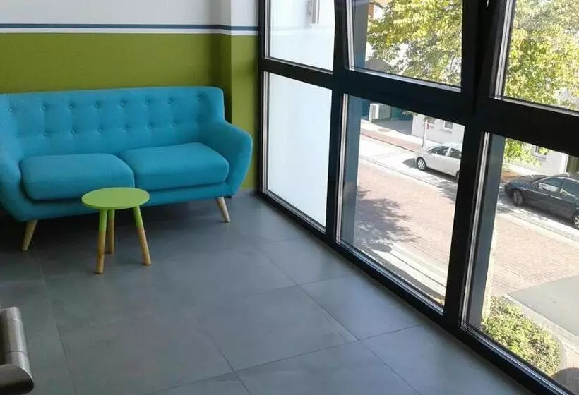 Hotelli M24   Alle Zimmer Mit Küchenzeile