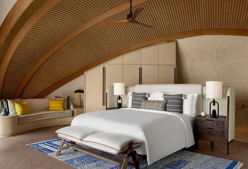 هتل Nujuma, A Ritz Carlton Reserve