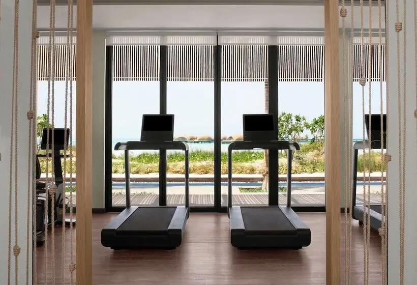 هتل Nujuma, A Ritz Carlton Reserve