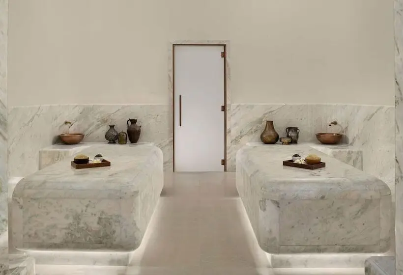 هتل Nujuma, A Ritz Carlton Reserve