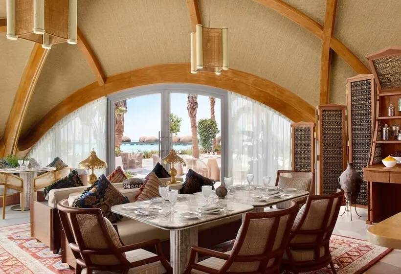 هتل Nujuma, A Ritz Carlton Reserve