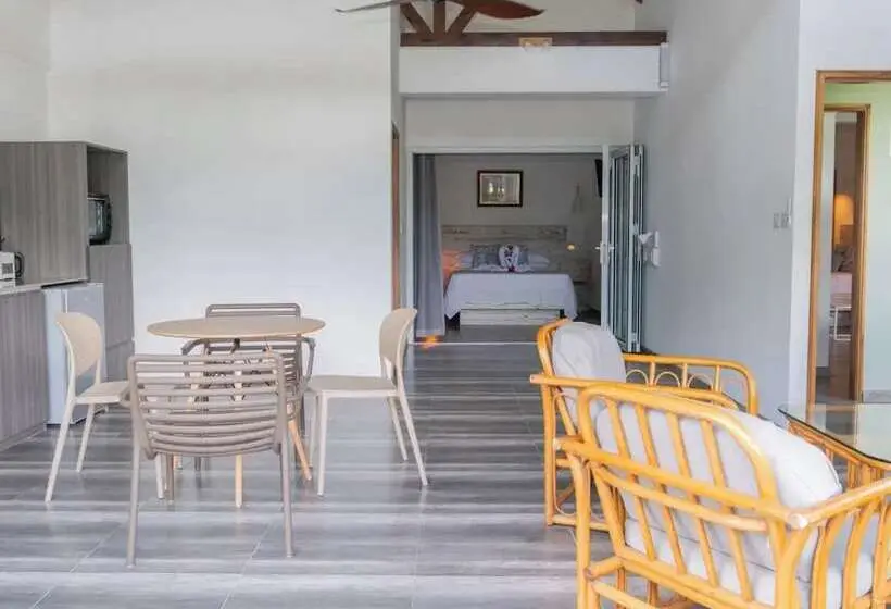 هتل Romance Bungalows