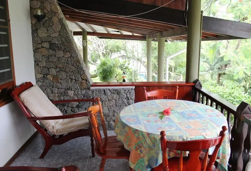 هتل Romance Bungalows