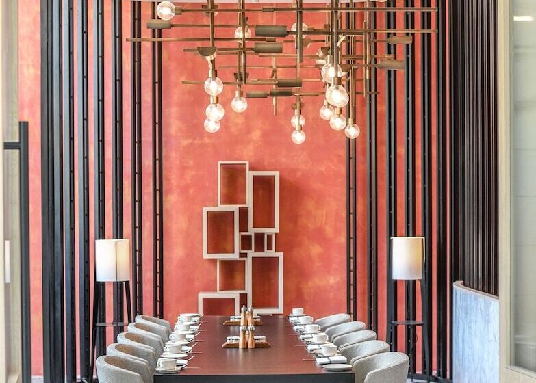 Four Seasons Hotel Bengaluru At Embassy One