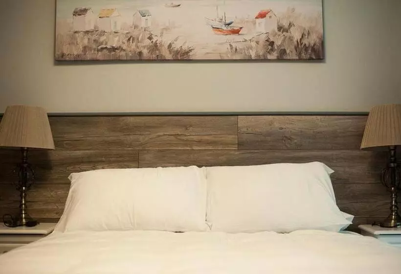 پانسیون Sinnotts Bar