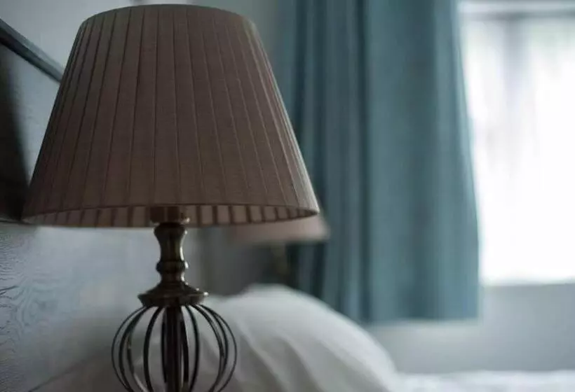 پانسیون Sinnotts Bar