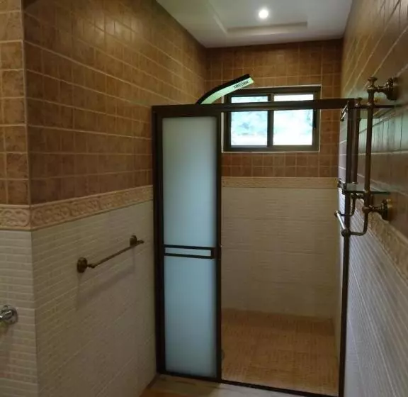 ベッドアンドブレックファースト Boutique Patampa