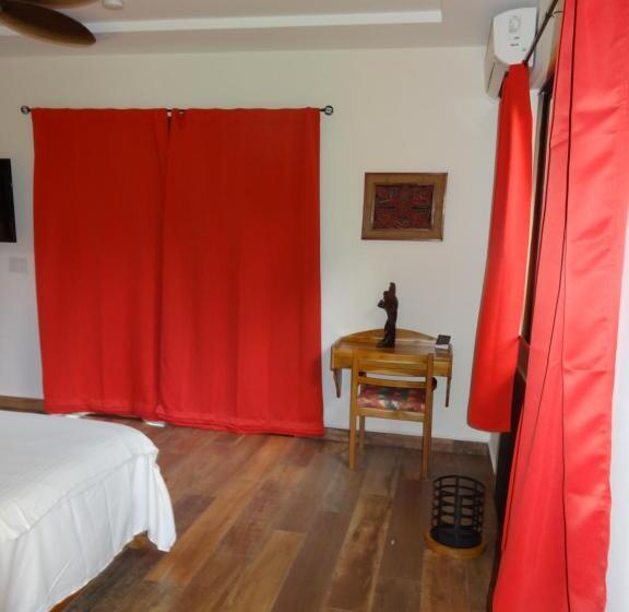 تختخواب و صبحانه Boutique Patampa