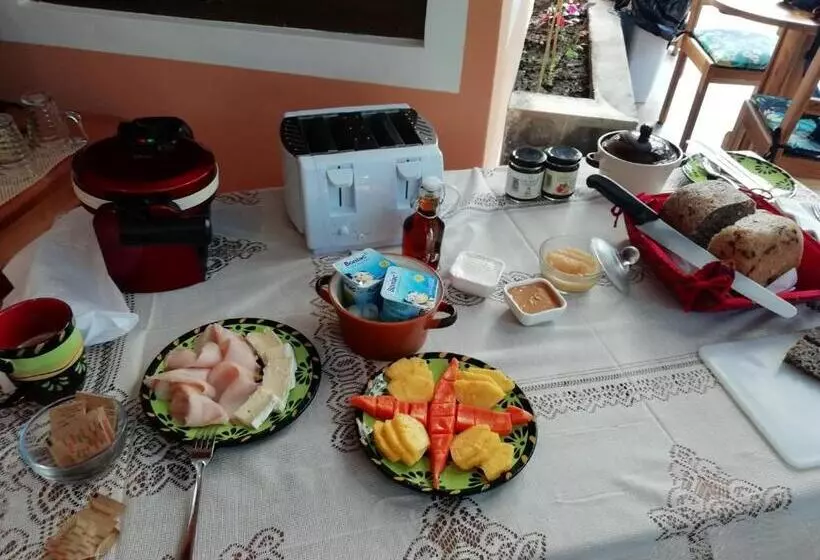 ベッドアンドブレックファースト Boutique Patampa