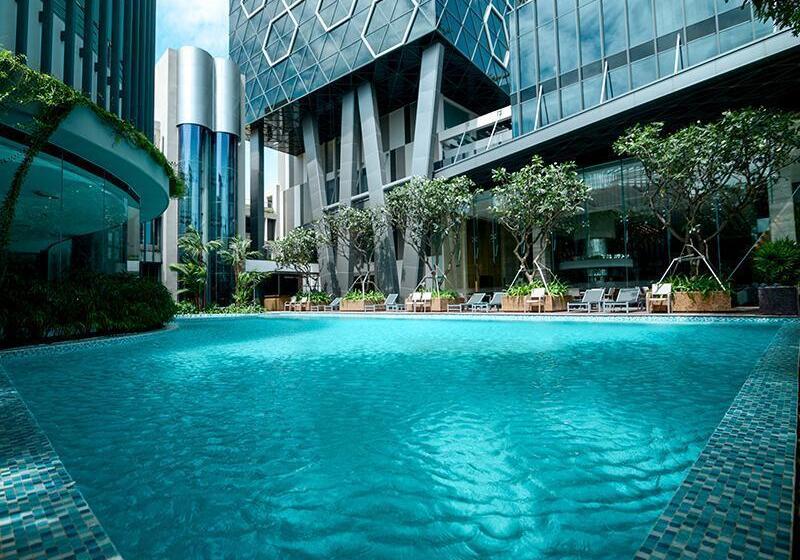 هتل The Mira Central Park