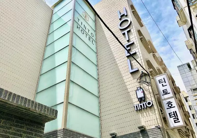 ホテル Tinto