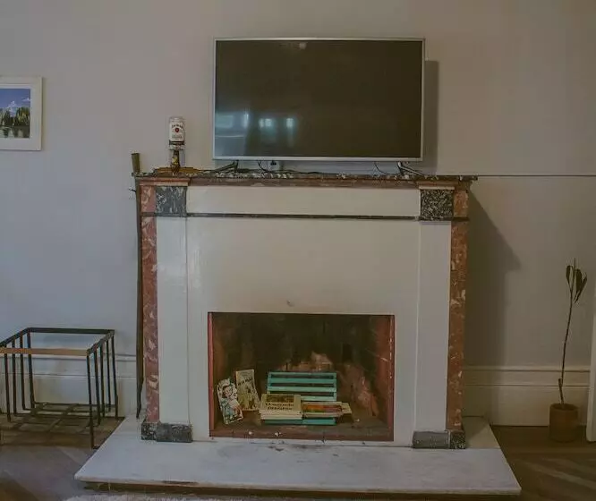 Vila Santa Eulalia Hostel