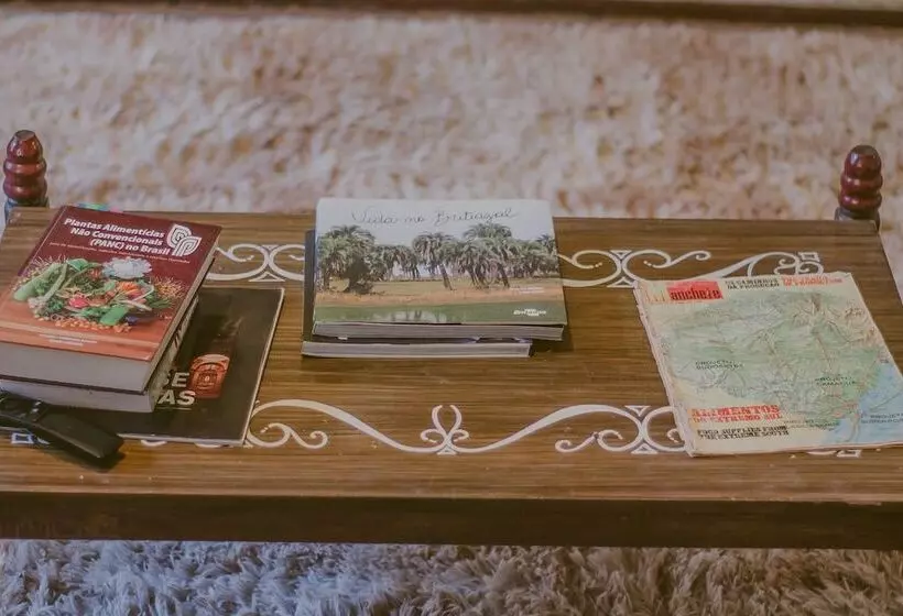 Vila Santa Eulalia Hostel