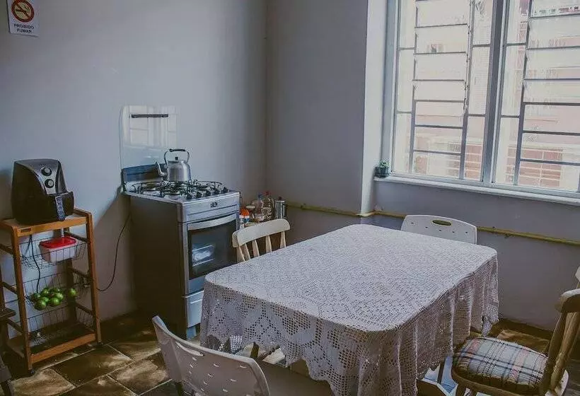 Vila Santa Eulalia Hostel