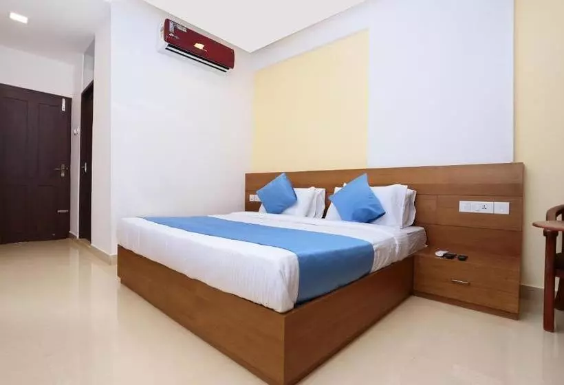 ホテル Ayodhya Residency