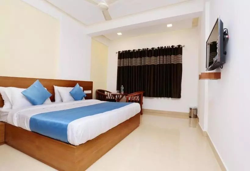 ホテル Ayodhya Residency