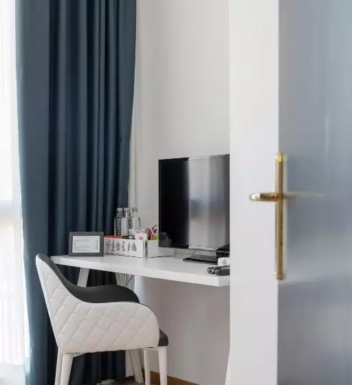 Hotelli Lake Como Golf