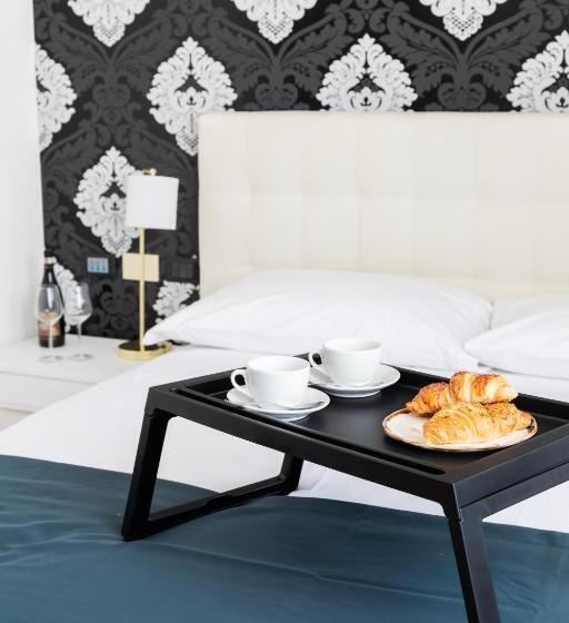 בית מלון כפרי Lake Como Golf