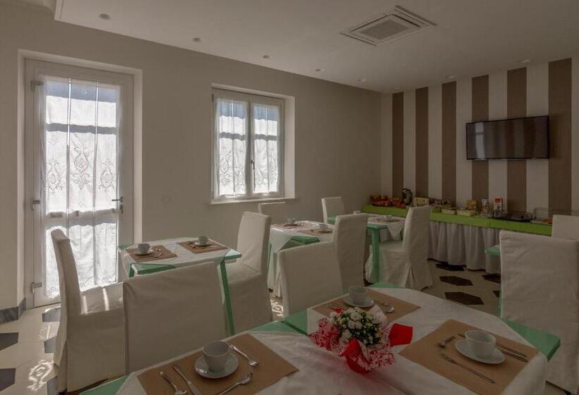 ベッドアンドブレックファースト Merlo D'oro