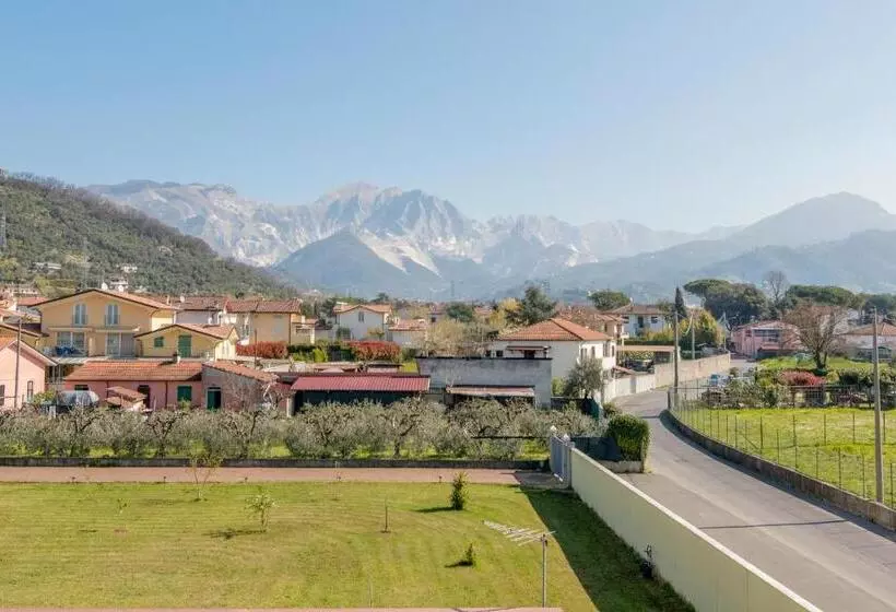 ベッドアンドブレックファースト Merlo D'oro