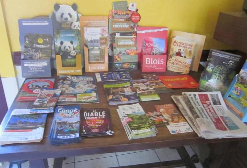 호텔 Auberge Du Lion D Or