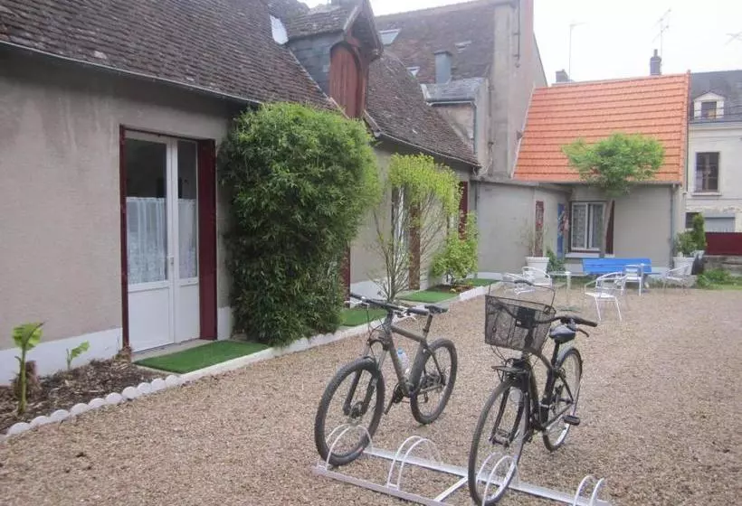 Hotelli Auberge Du Lion D Or