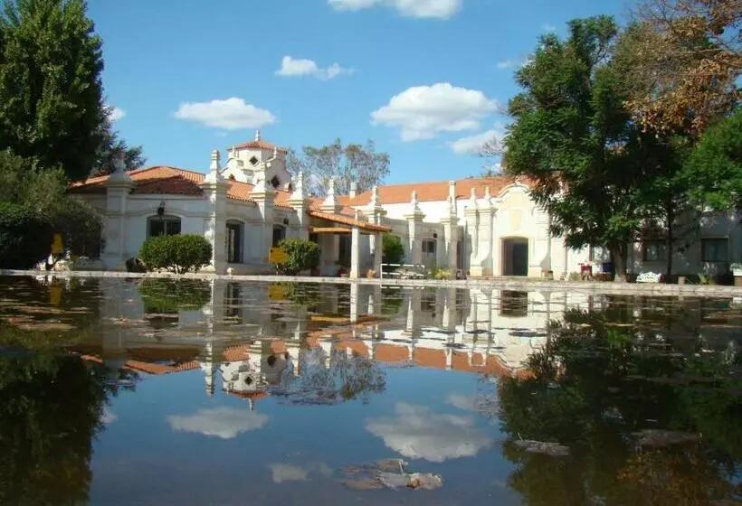 Hotelli Savoia Mendoza