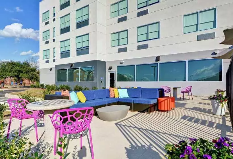 ホテル Tru By Hilton Baton Rouge Citiplace, La