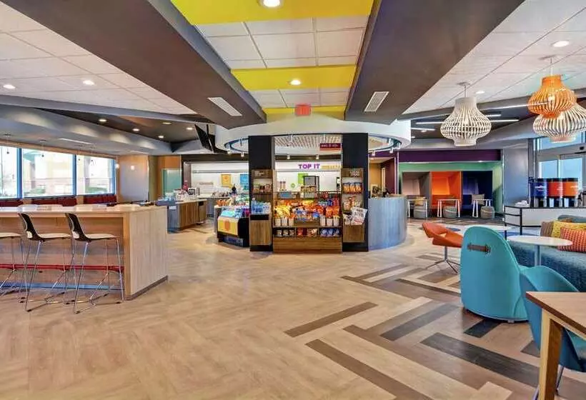 ホテル Tru By Hilton Baton Rouge Citiplace, La