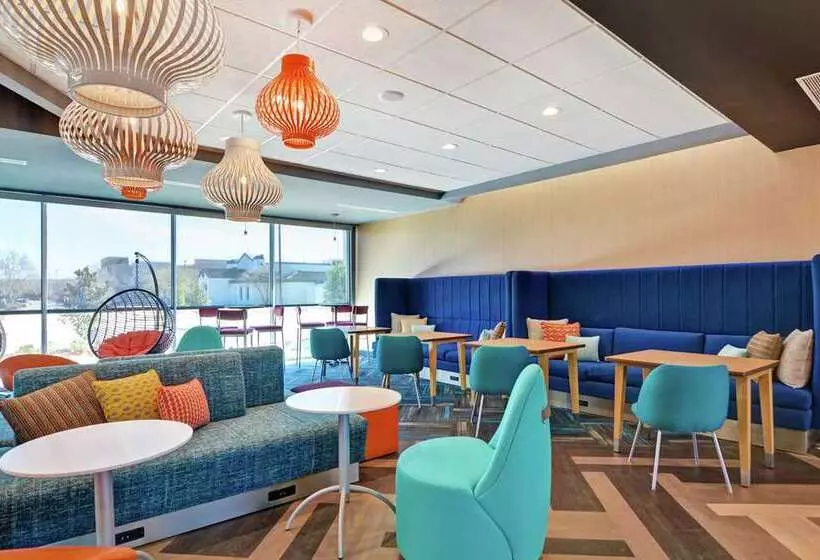 ホテル Tru By Hilton Baton Rouge Citiplace, La