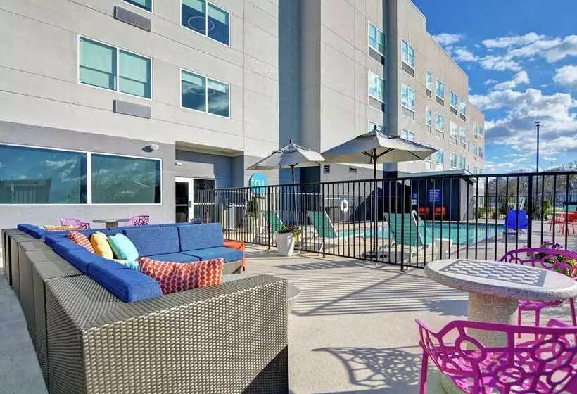 ホテル Tru By Hilton Baton Rouge Citiplace, La