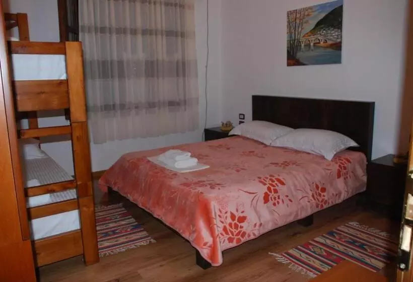 ペンション Bed & Breakfast Local Living Edi