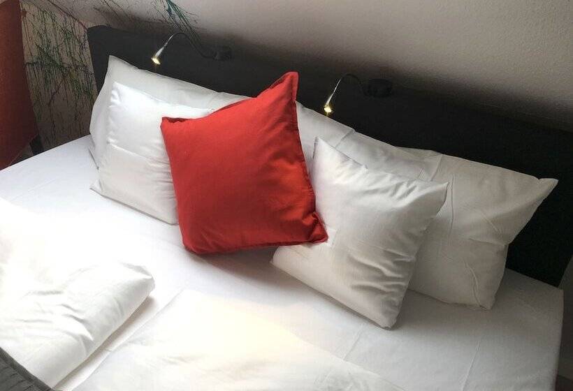 پانسیون Lilis Kleines