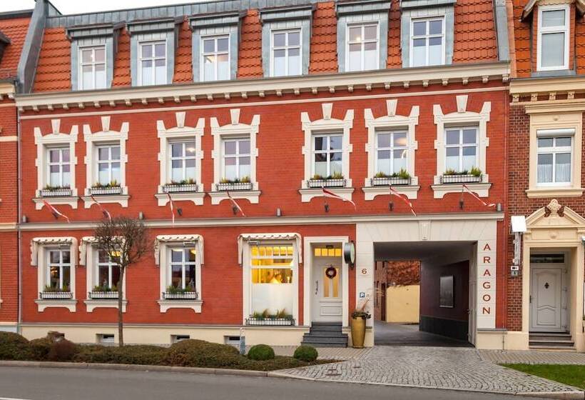 مبيت وإفطار Aragon   Hotel   Garni