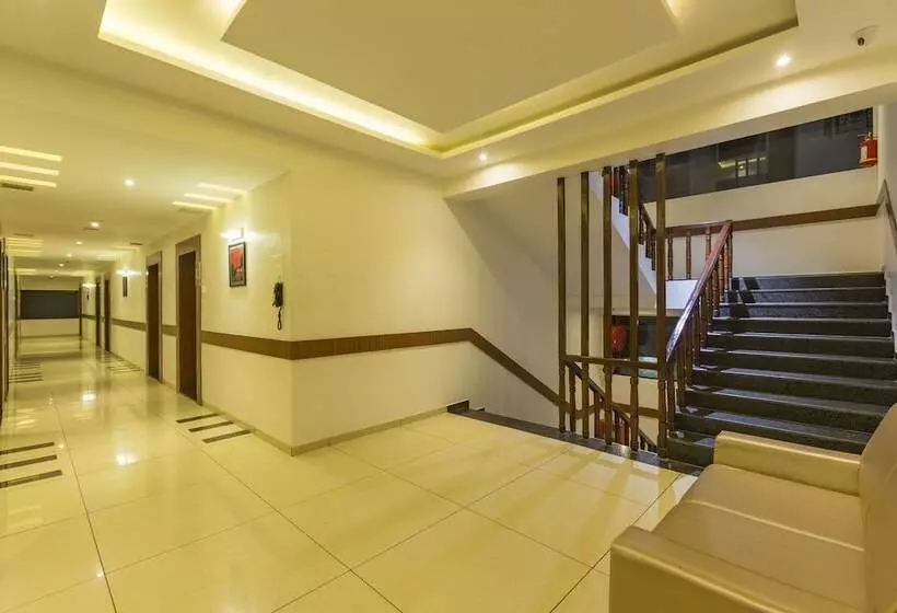 هتل Grand Plaza Suites
