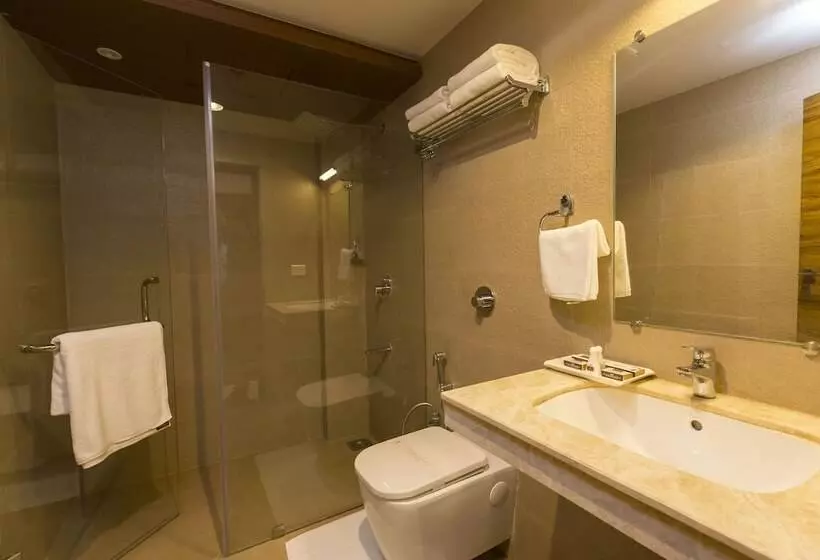 هتل Grand Plaza Suites