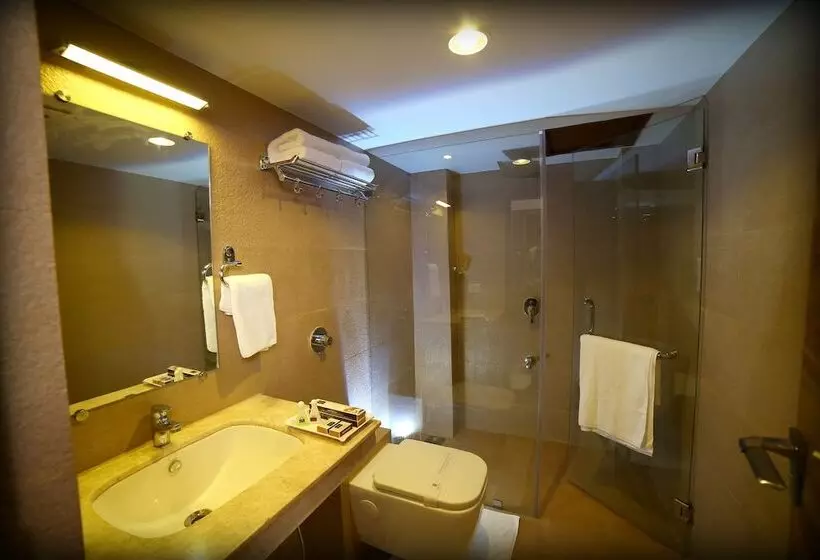 هتل Grand Plaza Suites