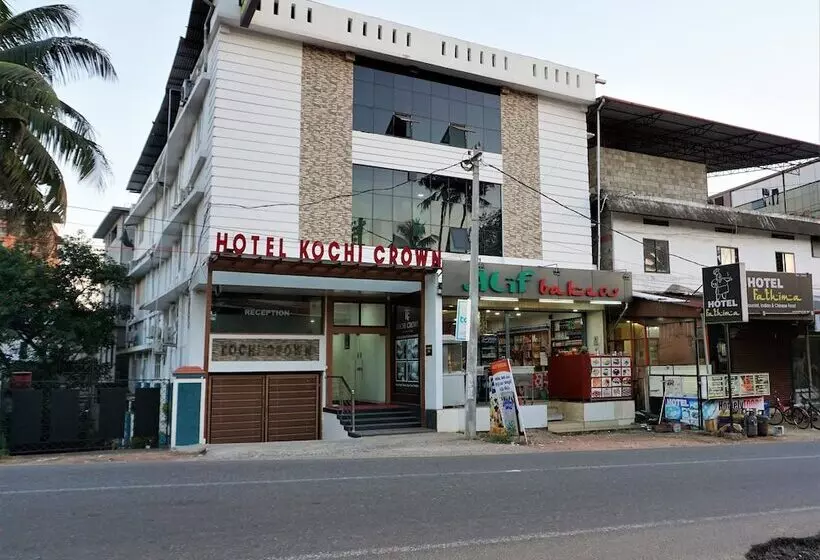 هتل Kochi Crown