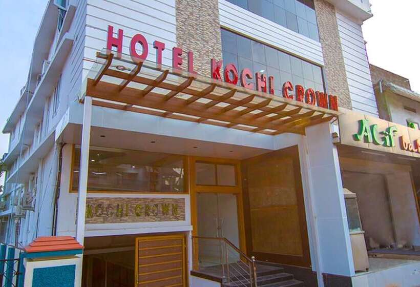 Hotel Kochi Crown