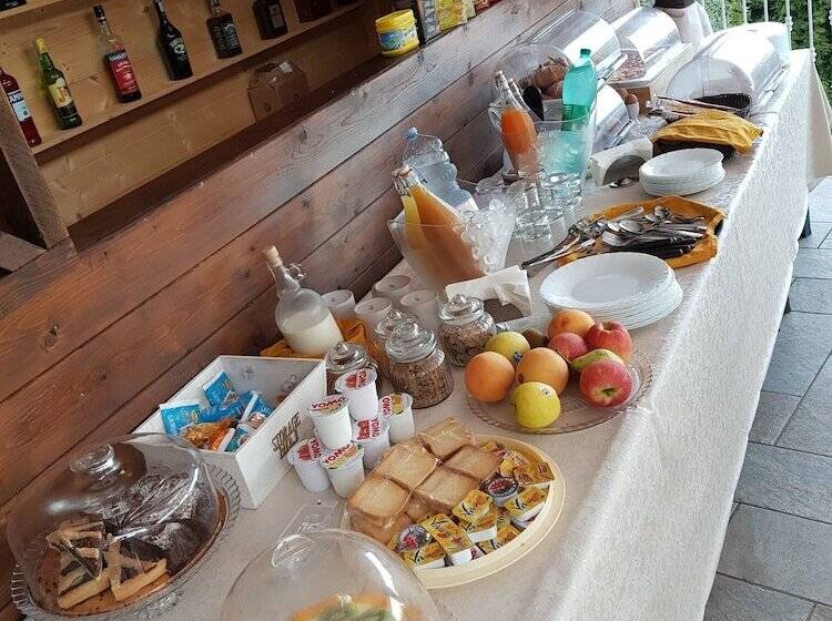 تختخواب و صبحانه Villa Catie