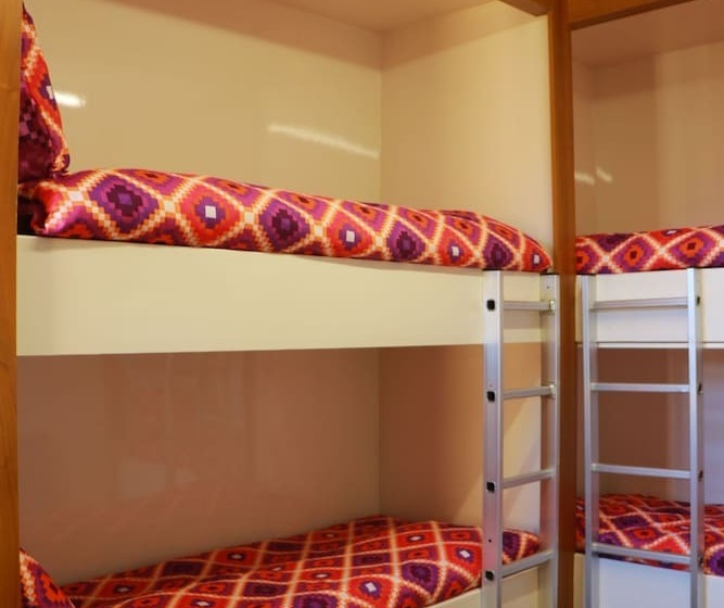 The Liverpool Pod Travel Hostel