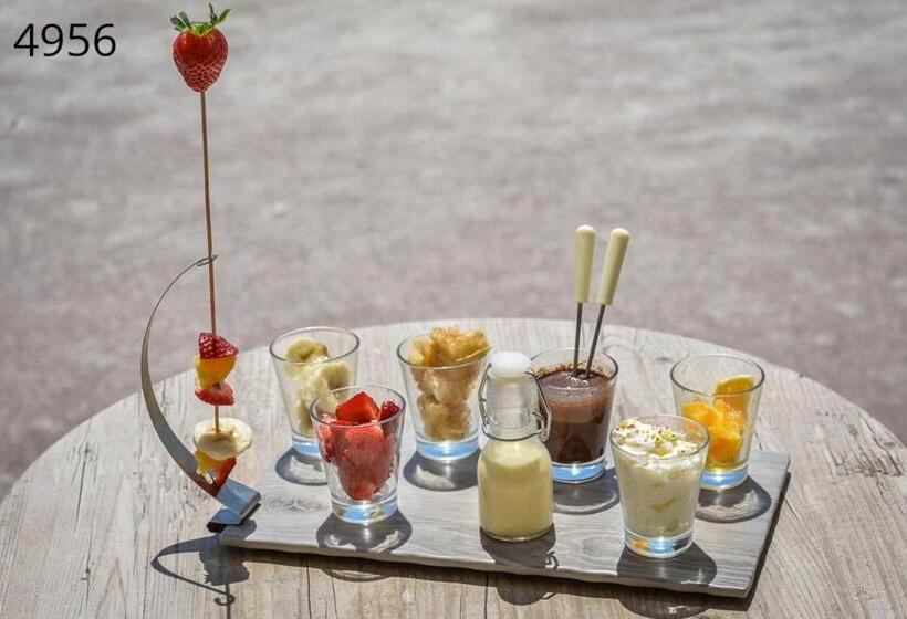 Отель Hôtel George Sand