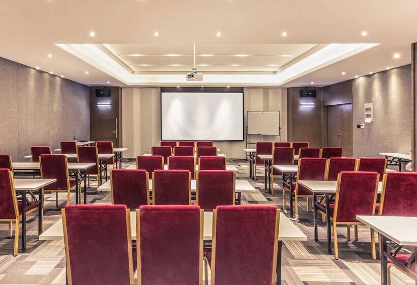 Отель Mercure Suzhou Downtown