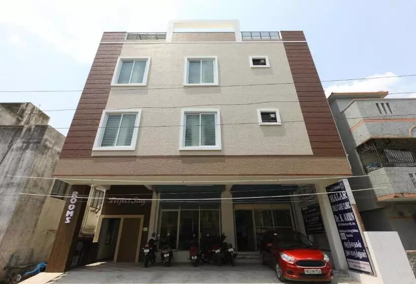 Hotelli O Perfect Stay Near Meenambakkam Metro Station