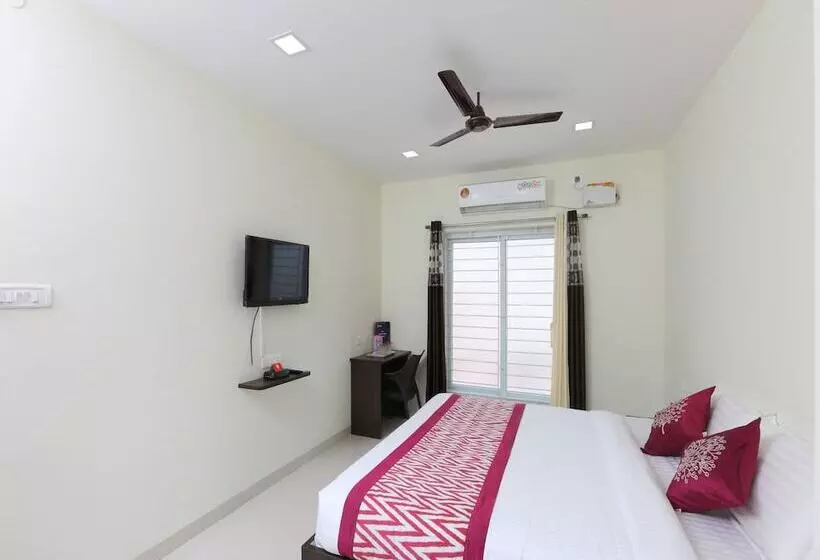 Hotelli O Perfect Stay Near Meenambakkam Metro Station