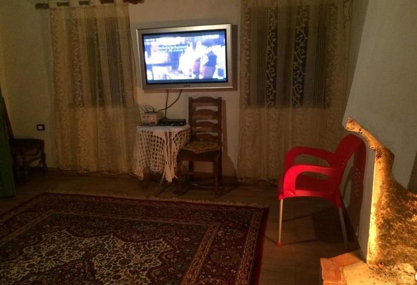 Majatalo Bujtina Kometa