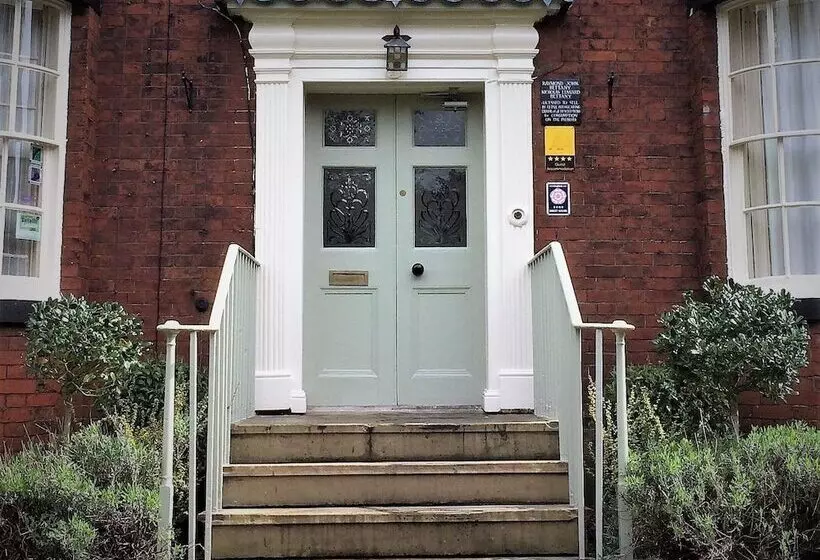 Majatalo Peak Weavers