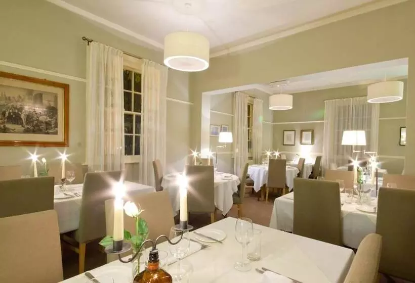 Majatalo Peak Weavers