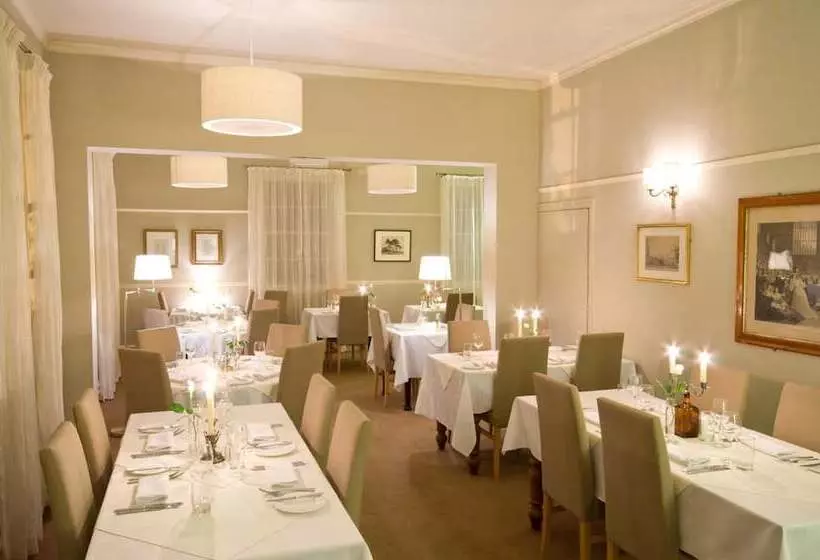 Majatalo Peak Weavers